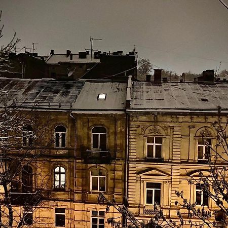 Valentine Apartment Lviv Eksteriør bilde