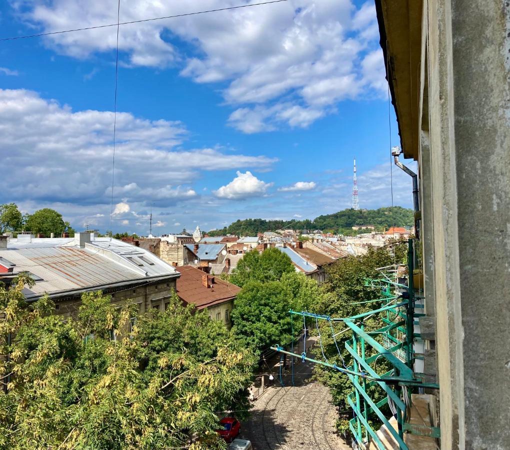 Valentine Apartment Lviv Eksteriør bilde