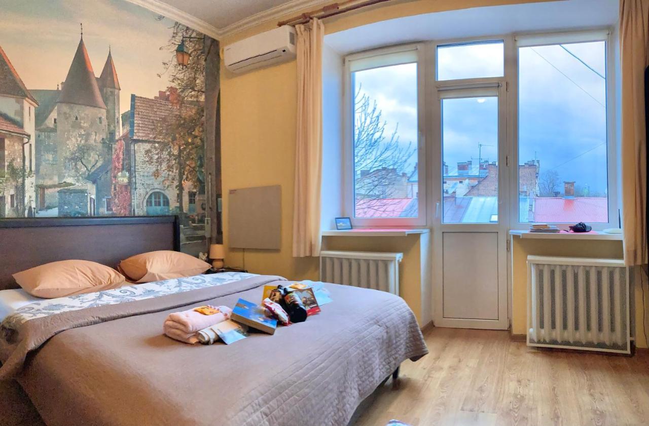 Valentine Apartment Lviv Eksteriør bilde